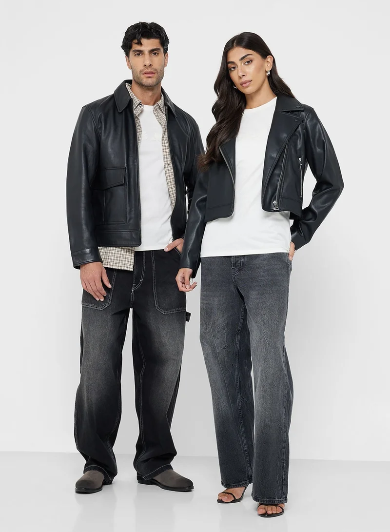 GUESS Unisex Logo Crew Neck T-Shirt